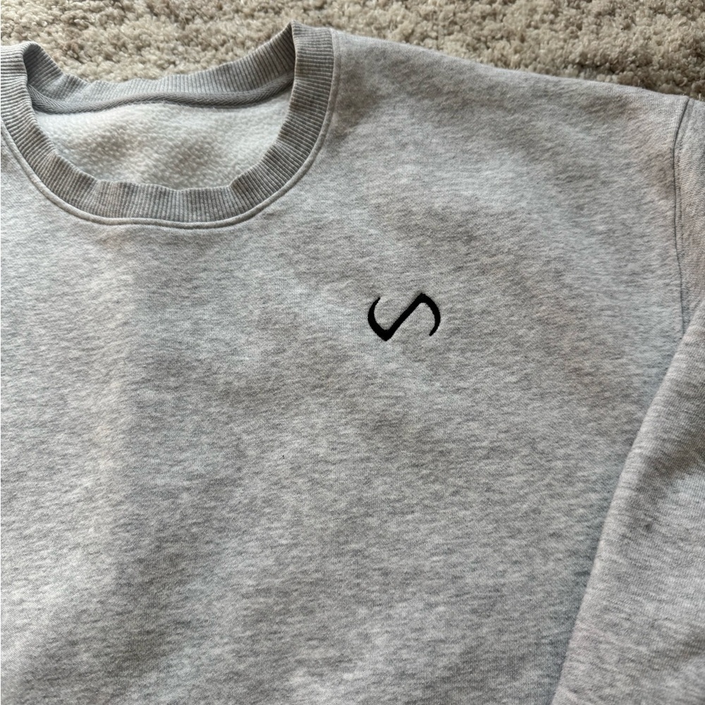 Men’s TLF Apparel Grey Crewneck - Picture 3 of 4